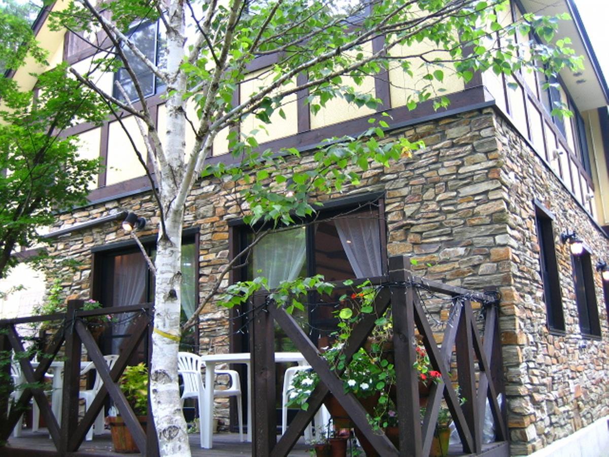 เพทิท โฮเต็ล อนิเซ การ์เดน Hotel ฮาคุบะ ภายนอก รูปภาพ