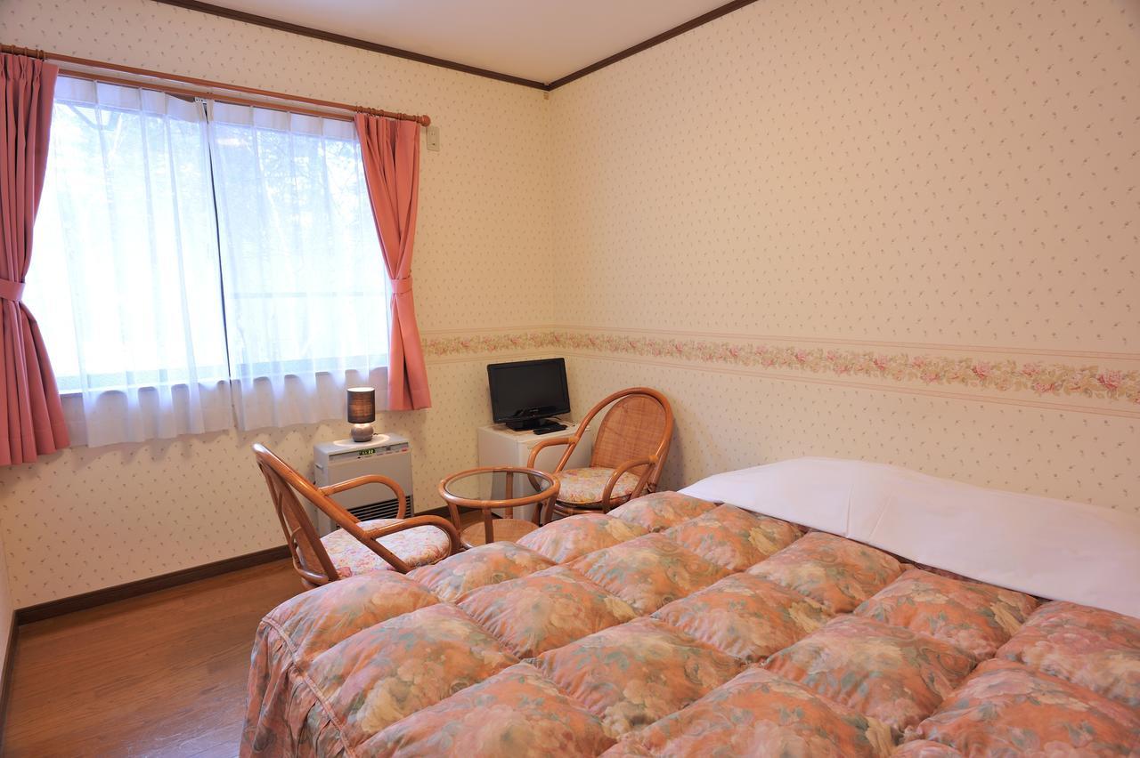 เพทิท โฮเต็ล อนิเซ การ์เดน Hotel ฮาคุบะ ภายนอก รูปภาพ