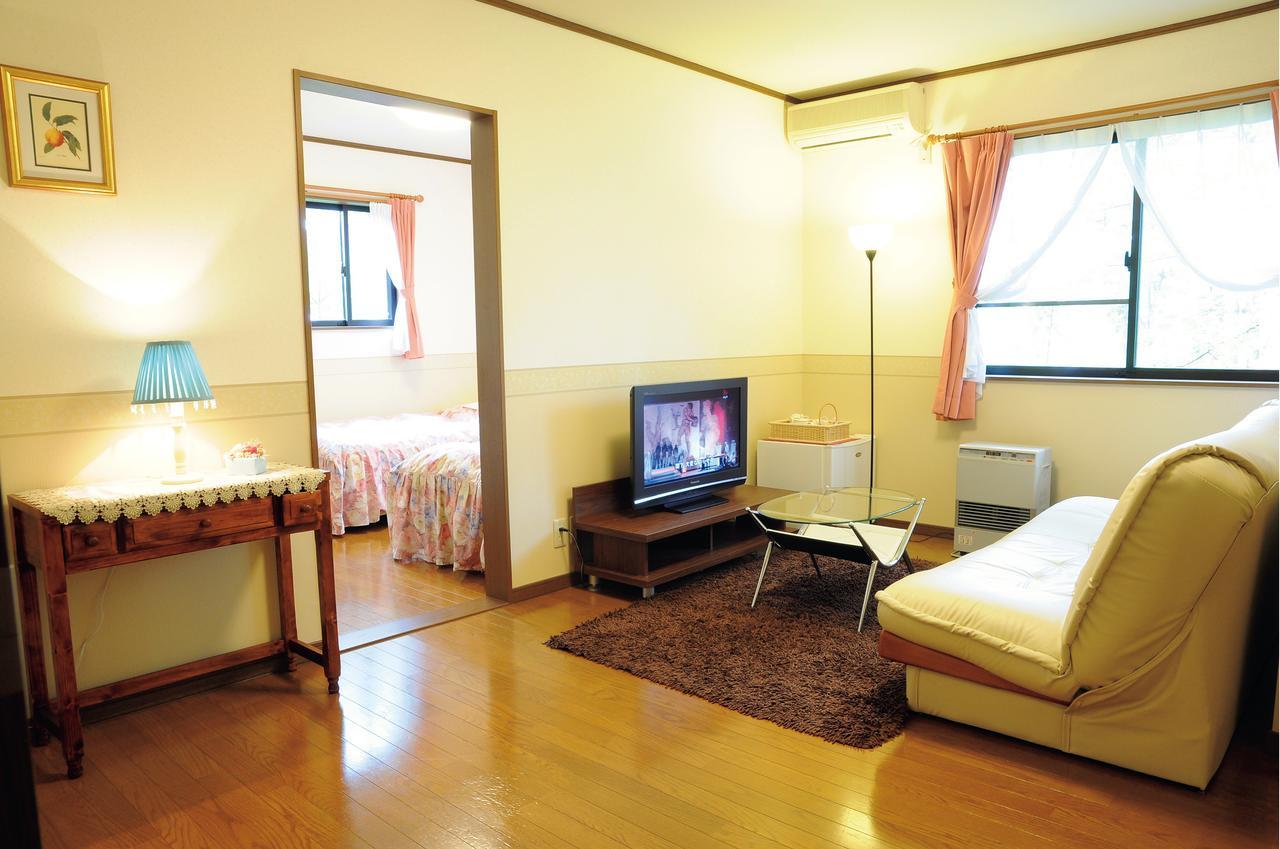เพทิท โฮเต็ล อนิเซ การ์เดน Hotel ฮาคุบะ ภายนอก รูปภาพ
